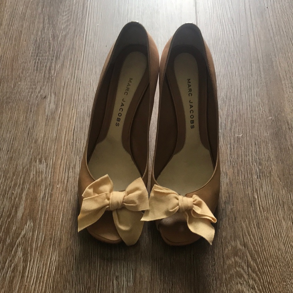 Marc Jacobs peep toe pumps with bow